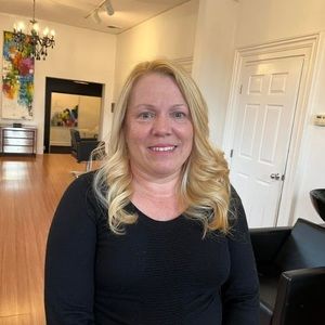 Meet your Posher, Carole